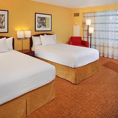 Courtyard By Marriott Baltimore Downtown/Inner Harbor Екстериор снимка