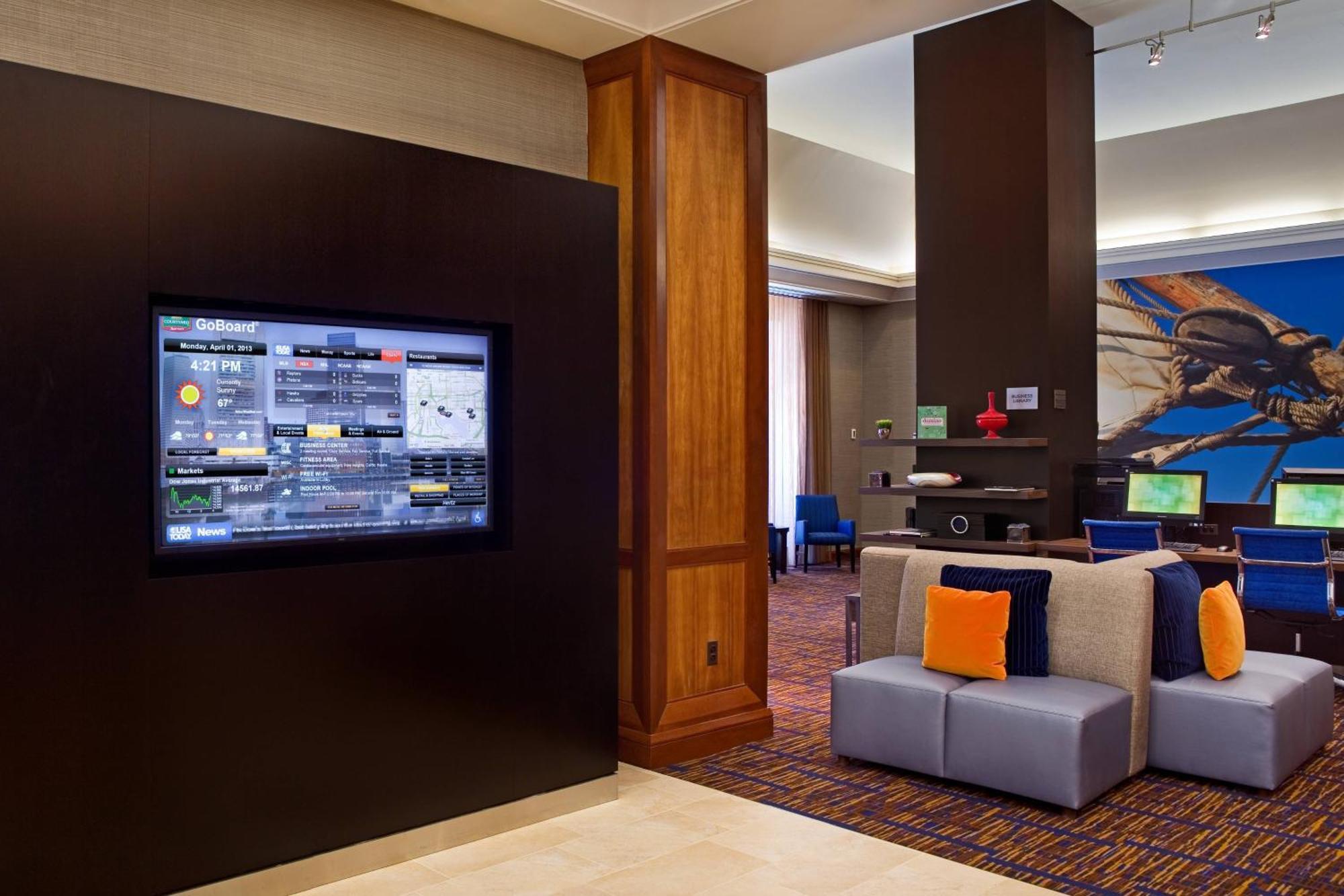 Courtyard By Marriott Baltimore Downtown/Inner Harbor Екстериор снимка