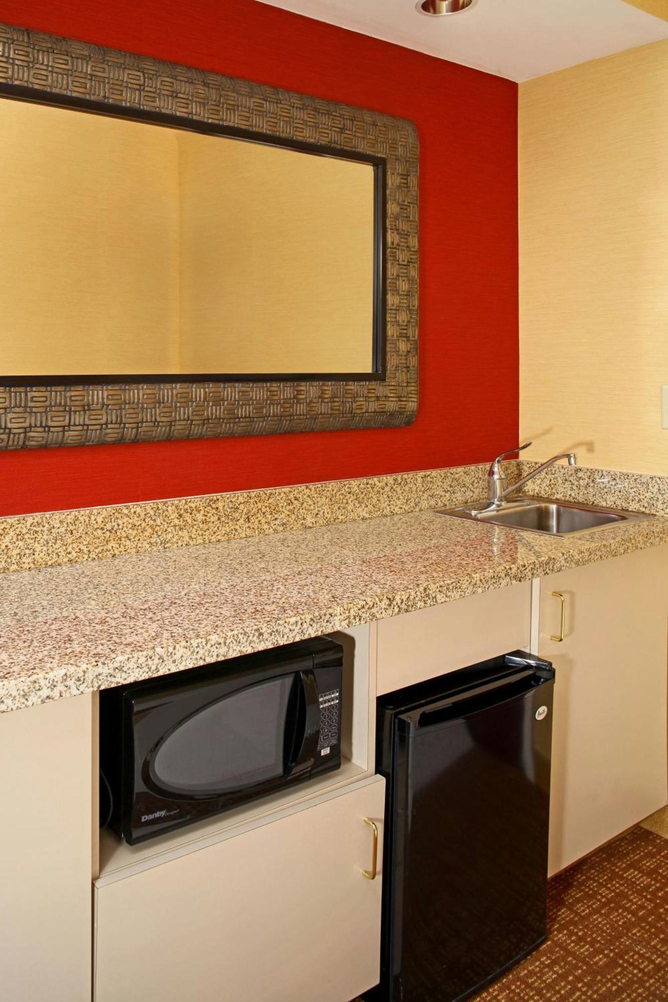 Courtyard By Marriott Baltimore Downtown/Inner Harbor Екстериор снимка
