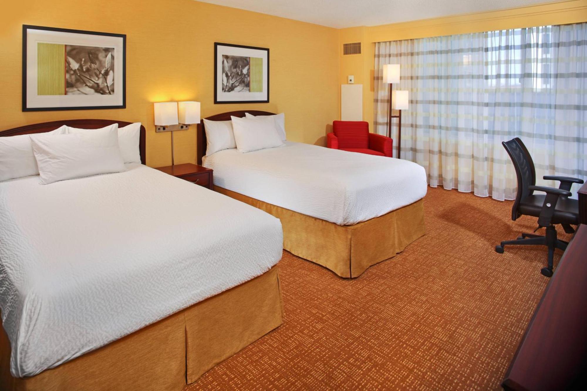 Courtyard By Marriott Baltimore Downtown/Inner Harbor Екстериор снимка