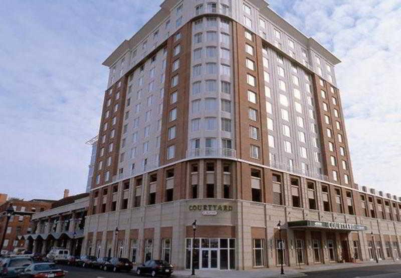 Courtyard By Marriott Baltimore Downtown/Inner Harbor Екстериор снимка